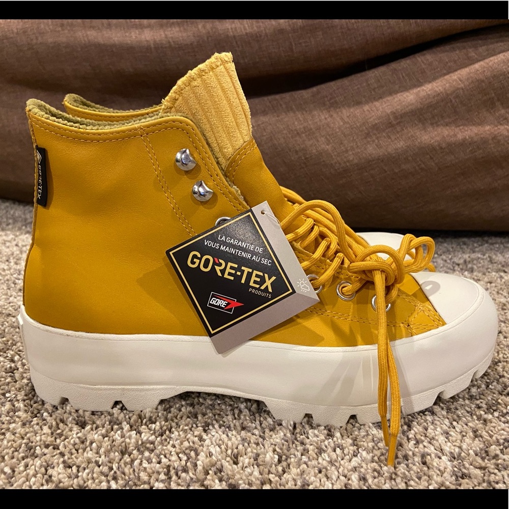 Converse Goretex Chuck Taylor Mustard Yellow Boots